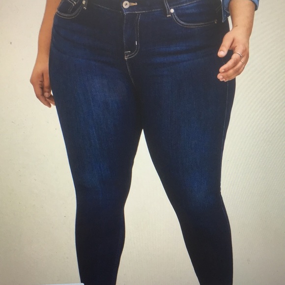 Plus Size Torrid Bomshell Skinny Premium Stretch High-Rise Dark Wash Jeans 16R - Picture 3 of 12